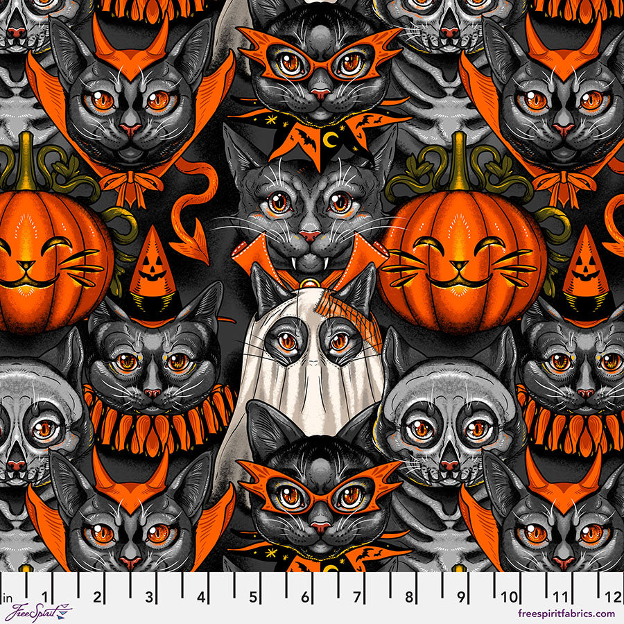 Costumes and Cobwebs by Club Hauer : Costume Party in Black : Free Spirit