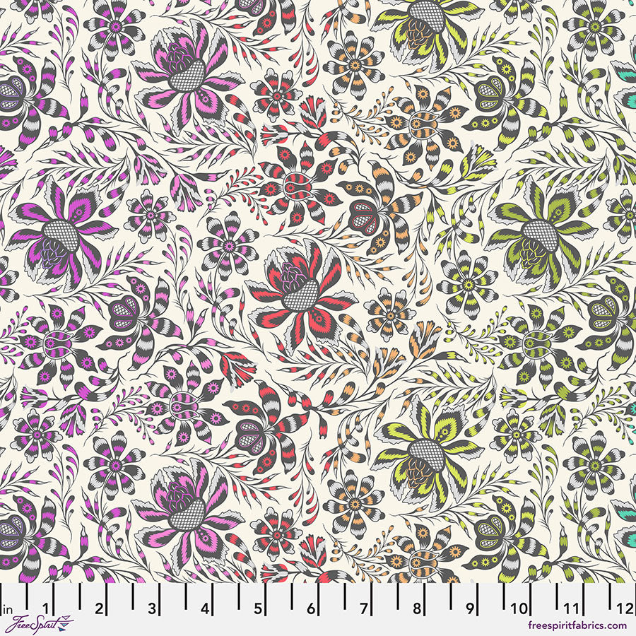 ROAR! by Tula Pink : Wild Vine in Mist : Free Spirit