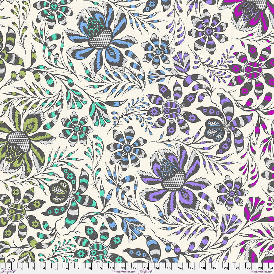 ROAR! by Tula Pink : Super Wild Vine in Mist : Free Spirit : Wideback