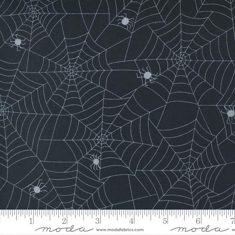 Too Cute to Spook by Me & My Sisters Designs : 22421-11 Black Cat : Moda