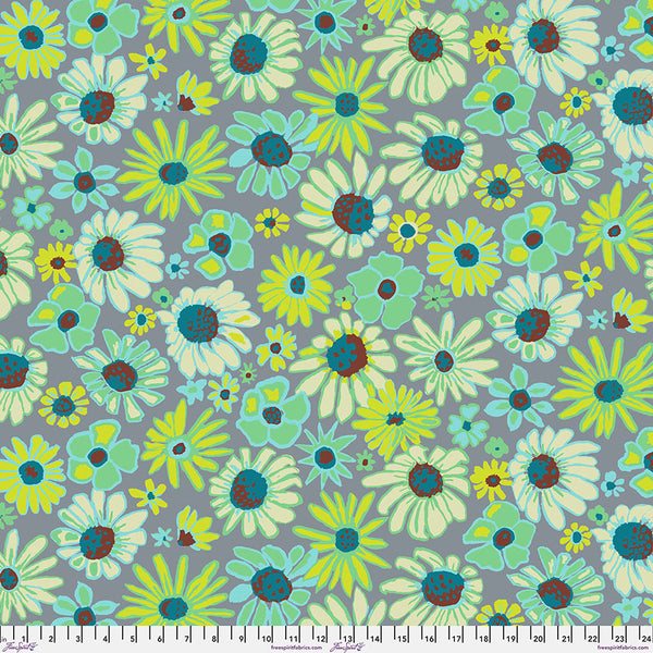 Brandon Mably : Bloomers in Grey : Free Spirit