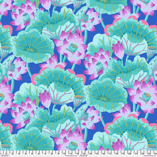 Kaffe Fassett : Lake Blossom in Turquoise : Free Spirit