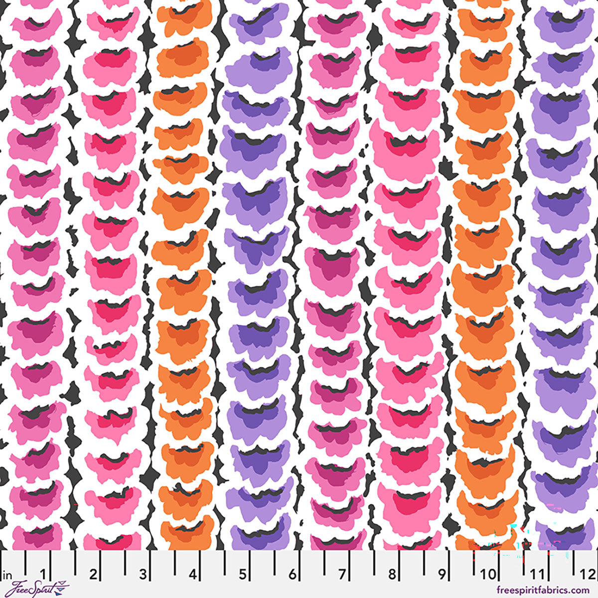 Kaffe Fassett : Garlands in Rose : Free Spirit