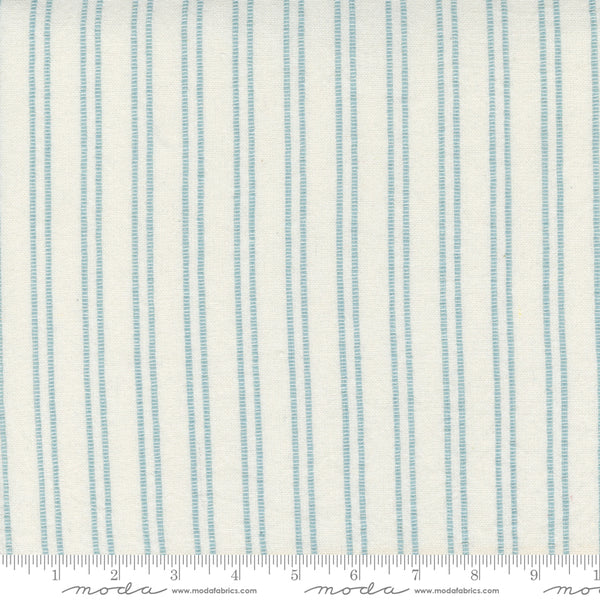 Lakeside Toweling : Woven Stripe in Off White Storm : Moda