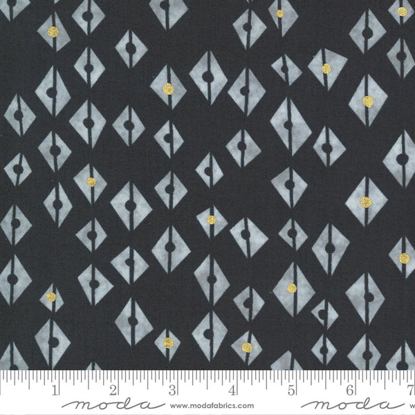 Dance in Paris by Zen Chic : Modern Lanterns in Charcoal : Moda