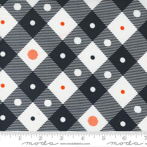 Too Cute to Spook by Me & My Sisters Designs : 22425-11 Black Cat : Moda