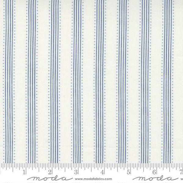 Isabella by Minick and Simpson : 14946-21 Cream Blue : Moda