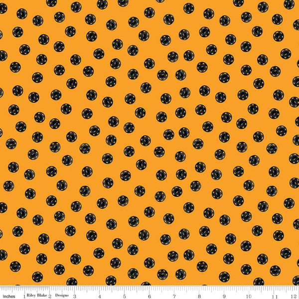 Old Made by Janet Wecker Frisch : Snap Dots in Orange : Riley Blake