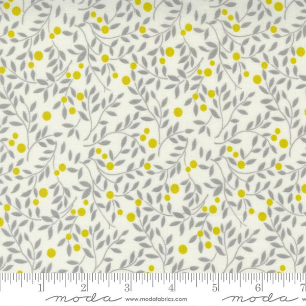 Morning Light by Linzee Kull McCray : 23344-11 Cloud : Moda