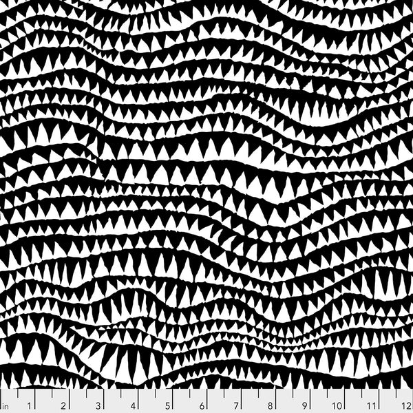 Brandon Mably : Shark's Teeth in Black : Free Spirit