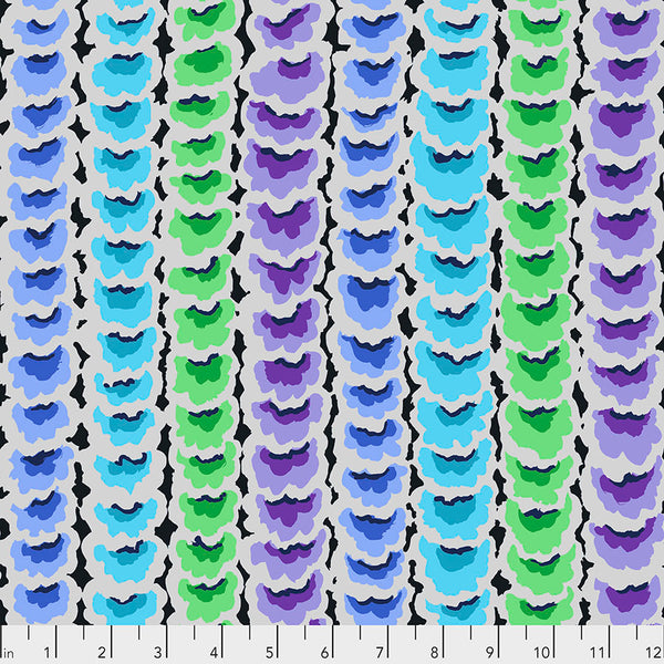 Kaffe Fassett : Garlands in Blue : Free Spirit