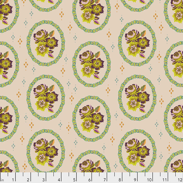 New Vintage by Kathy Doughty : Mini Charm in Chantilly : Free Spirit